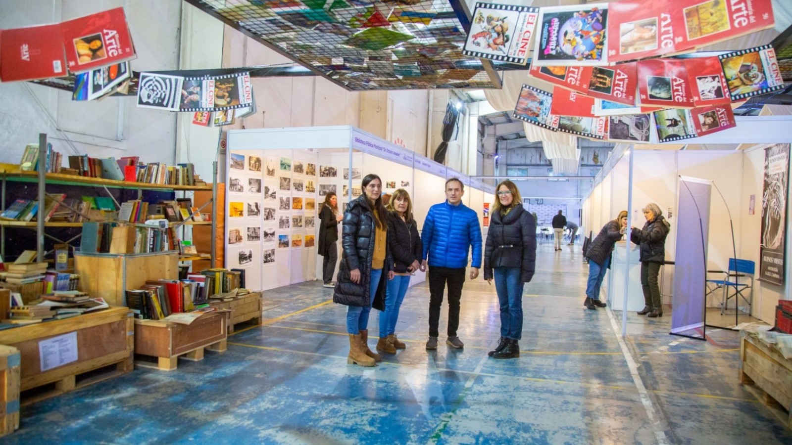 Gran comienzo de la segunda Feria del Libro de Campana